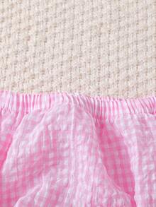 SHEIN Bộ đồ 2 mảnh cho bé gái sơ sinh: áo hai dây màu xanh trắng kẻ caro thêu hoa và quần đùi tam giác, kiểu dáng dễ thương, trong suốt, phù hợp cho chụp ảnh ngoài trời và du lịch. - Hồng - Xem 4