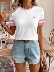 SHEIN Essnce Áo thun tay ngắn cổ tròn dáng rộng, tối giản, màu hồng phối sọc tương phản, in logo ngựa, thích hợp cho mùa xuân/hè. - Nhiều màu - Xem 8