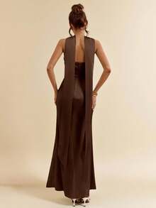 SHEIN BAE Đầm maxi satin màu xanh lá cây gợi cảm, cổ yếm, thắt nơ, xẻ tà cao, kiểu đuôi cá, thích hợp làm đầm phù dâu, đầm satin, đầm gợi cảm, trang phục dự tiệc cưới, mùa xuân/hè. - Cà phê nâu - Xem 2