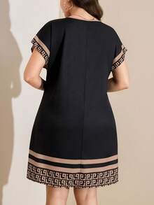 Comfylo Plus Size Women Summer Casual Notch Neck Dress - Coffee Brown - View 2