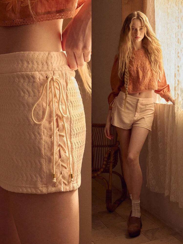 MOTF STUDIO WOMEN'S ELASTIC LOW-WAIST KNOT SHORTS