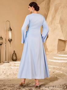 Vestido de manga larga de ajuste ceñido con cuello en V, encaje bordado y cintura ceñida, elegante para fiestas - Azul - Ver 2