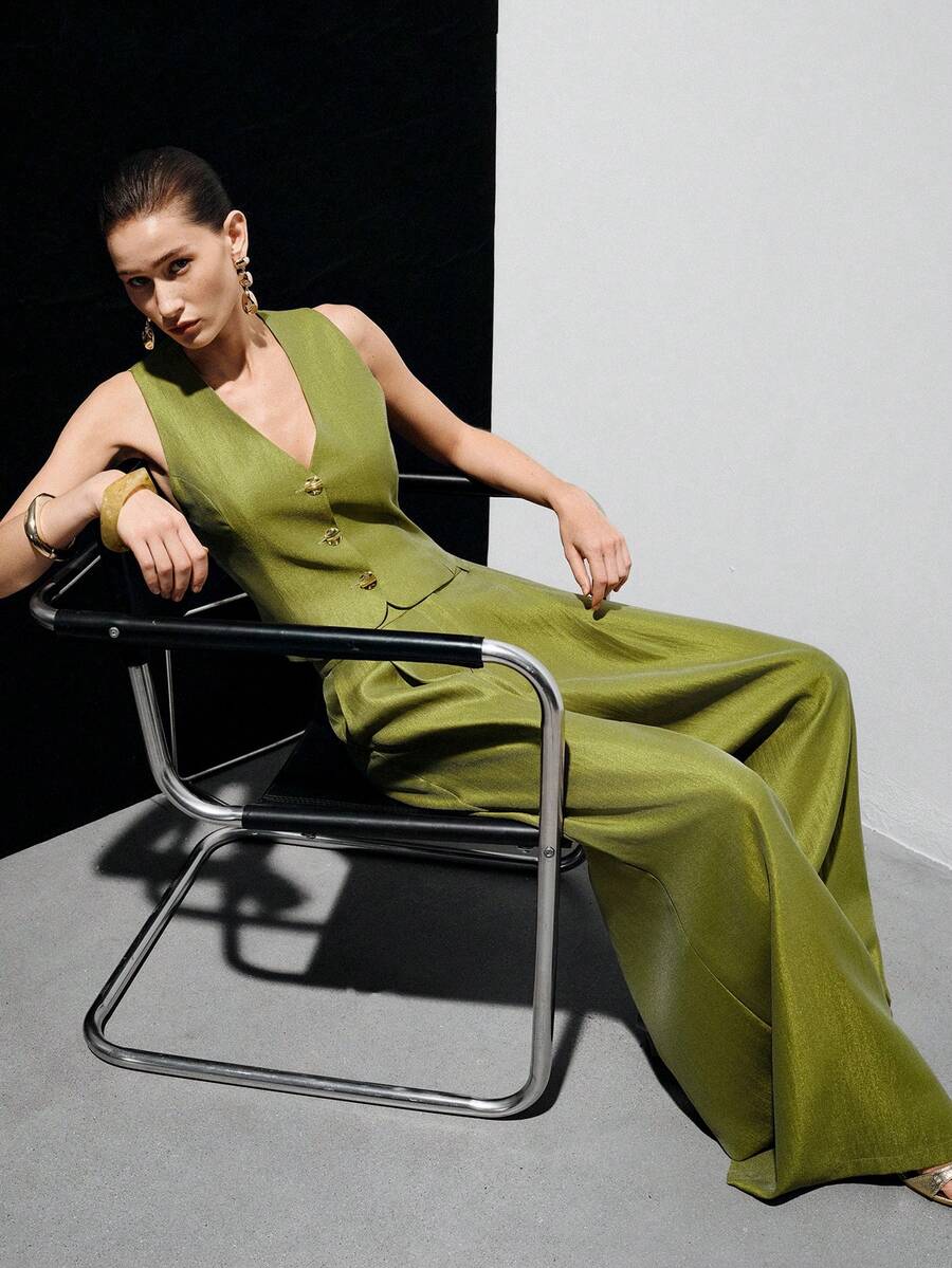 Aveloria Modichic 橄榄绿缎面无袖修身背心和高腰阔腿裤套装，金属装饰纽扣，休闲优雅通勤简约度假百搭款 - 綠色 - 查看 1