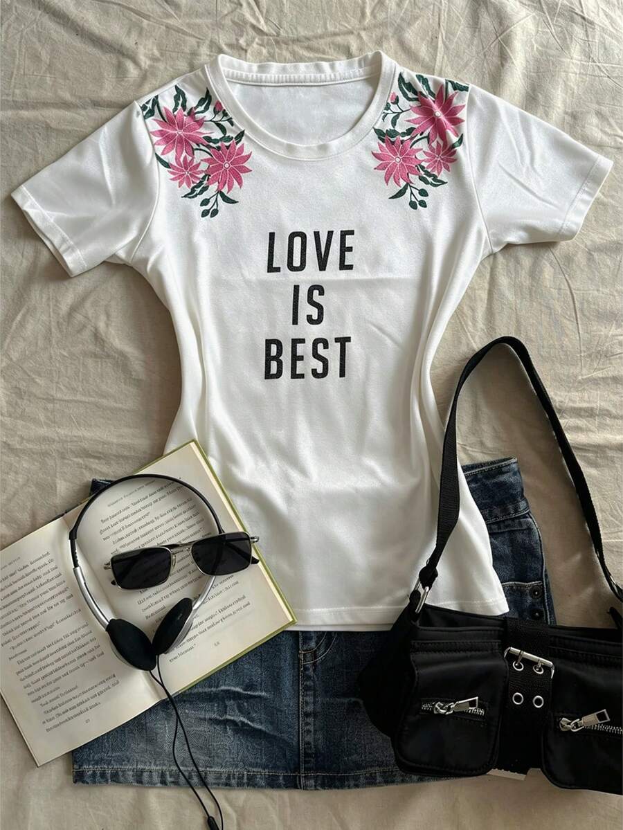 INAWLY 女士夏季轻薄印花短款上衣,饰有“LOVE IS BEST”字样,复古修身短袖款式 - 白色 - 查看 1