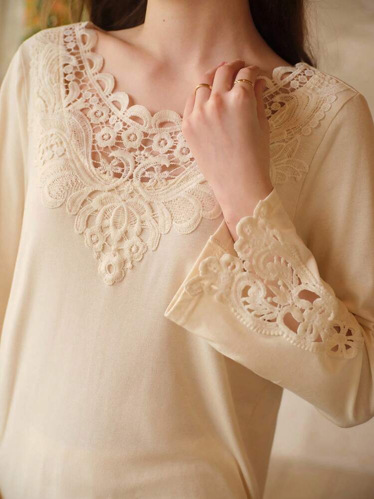 CONTRAST LACE LONG SLEEVE TOP AND LOOSE PANTS PAJAMA SET, SUITABLE FOR SPRING, SUMMER AND AUTUMN