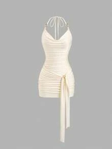 Sweetra 优雅修身不对称荷叶边连衣裙，杏色面料，金属扣露背设计，时尚假日风，性感简约风格，适合春夏穿着。 - 杏色 - 查看 1