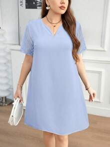 SHEIN Clasi 大码女式纯色V领短袖休闲连衣裙 - 淺藍色 - 查看 3