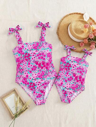SHEIN Young Girl Tropical Beach Ditsy Floral Print Bow Decor One-Piece Swimsuit For Summer Beach Vacation,Mom And Daughter & Sisters Matching Style Matching ,Matching Family Vacation , Holidays