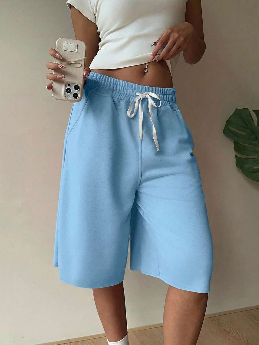 SHEIN EZwear 天蓝色休闲加大码女式抽绳百慕大短裤 - 天藍色 - 查看 1