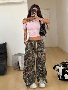 Coolane 女士春季街头风Grunge哥特复古Y2K朋克铆钉孔眼黑色不对称领修身短袖T恤 - 淺粉色 - 查看 2