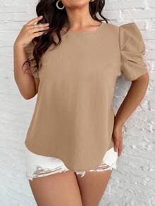 SHEIN Clasi Camisa casual de mujer de talla grande con cuello redondo y mangas cortas con pétalos de unicolor - Caqui - Ver 6