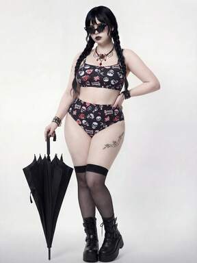 Goth New Seaside Beach Vacation Swimsuit Set, Punk Skull Design, Fashionable Plus Size Women Swimsuit Set, Basic Minimalist Plus Size Women Swimsuit Set