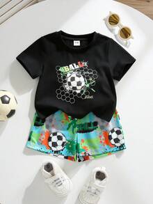 SHEIN Set de 2 piezas de camiseta y pantalones cortos deportivos informales con estampado de teñido anudado para bebé niño, adecuado para primavera y verano - Multicolor - Ver 3