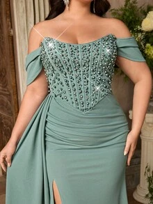 Aureia Plus Size Elegant Sage Green Summer Evening Formal Dress,Luxury Crystal & Pearl Decor U-Neck Hanging Sleeve High Slit Mermaid Hem Wedding Party Gala - Green - View 4