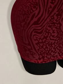 SHEIN ICON 女士豹纹植绒镂空迷你吊带连衣裙 - 櫻桃紅 - 查看 7