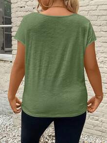 SHEIN Frenchy Summer Lace Splicing Vacation Plus Size V-Neck Tee With Cut-Out Details - Green - View 2