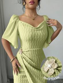 Vestido elegante ajustado con cuello de volantes, mangas de pétalos y hebilla metálica de bloque de color para mujer, primavera/verano - Verde pastel - Ver 3