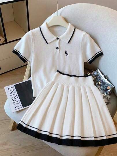 Franclia Women's Basic Minimalist Fashion Embroidered Horse Polo Collar Pleated Skirt 2-Piece Set, Short Sleeve White