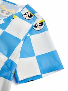 PopScrub THE POWERPUFF GIRLS X SHEIN 女士蓝白棋盘格趣味泡泡印花V领手术服上衣，亮丽蓝白卡通印花手术服上衣，V领口袋护士服 - 藍白色 - 查看 8