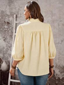 EMERY ROSE Chemise à manches pétales à volants et à simple boutonnage pour femmes de grande taille, couleur unie - Kaki - Voir 8