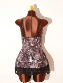Deep V Lace Trim Patchwork Printed Mesh Lingerie Nightgown + G-String 2pcs Set, Sexy Plus Size - Multicolor - View 8