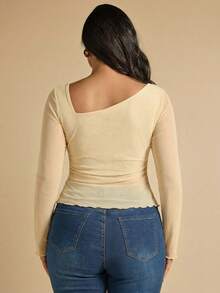 SHEIN BAE Áo thun dài tay dáng bất đối xứng màu trơn dành cho nữ cỡ lớn - Màu be - Xem 2