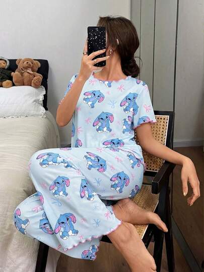 SHEIN Genkimix Kids 少女两件套睡衣，可爱兔子蝴蝶结印花，撞色波浪边饰，短袖上衣和长裤，休闲睡衣