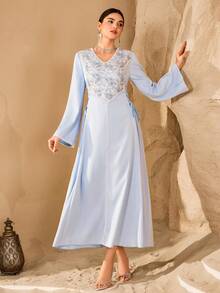Vestido de manga larga de ajuste ceñido con cuello en V, encaje bordado y cintura ceñida, elegante para fiestas - Azul - Ver 3