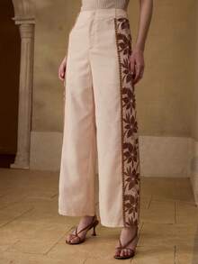 MOTF PREMIUM QUẦN ỐNG THẲNG HỌA TIẾT HOA PHONG CÁCH BOHEMIAN MÙA HÈ DÀNH CHO NỮ - Màu Khaki - Xem 2