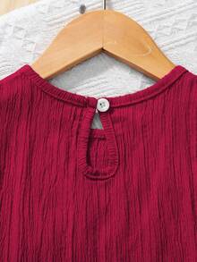 SHEIN Genkimix Kids Young Girl Woven Solid Color Round Neck Sleeveless Tank Top And Loose Woven Solid Color Shorts 2-Piece Set - Burgundy - View 6