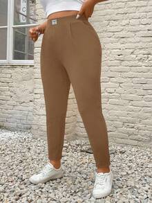 SHEIN PETITE CURVE Celana Panjang Wanita Ukuran Besar dengan Bordir Huruf dan Saku, Model Meruncing - Coklat - View 3