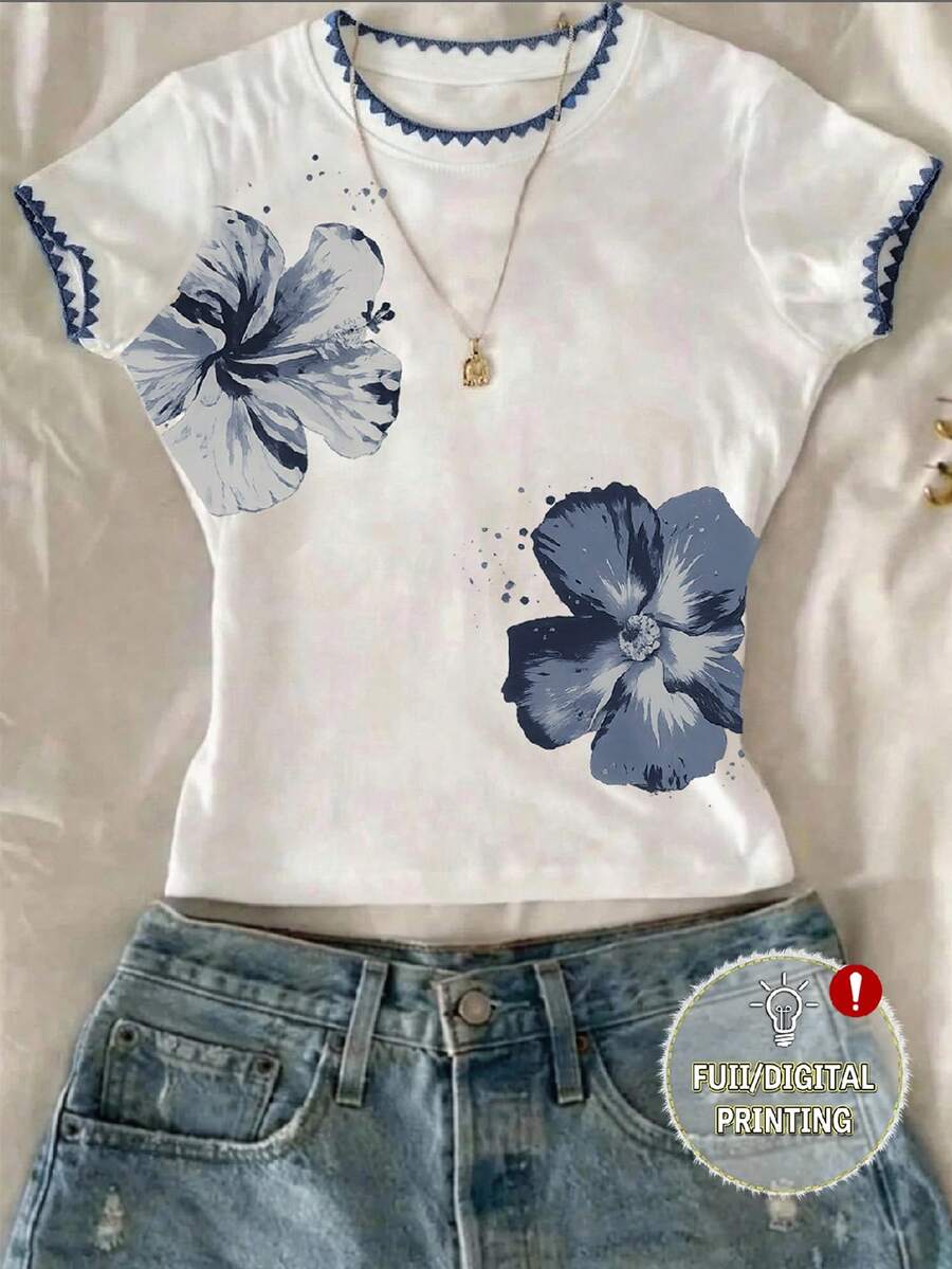 IslaSuriya Camiseta de mujer con cuello redondo, estampado floral y bordado de concha en contraste de color, estilo Y2K - Multicolor - Ver 1