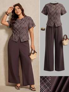 Elaquor Bộ đồ nữ cỡ lớn kẻ caro gồm áo tay ngắn cài một hàng khuy và quần ống rộng, kiểu dáng thường ngày, gồm 2 món. - Nhiều màu - Xem 9