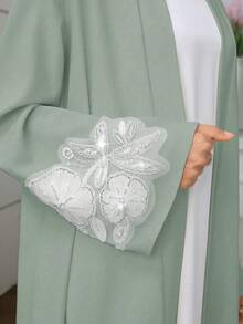 Al Najma 女士刺绣串珠长袖阿巴雅长袍 - 綠色 - 查看 3