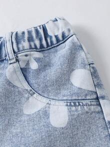 SHEIN 女童时尚牛仔百慕大短裤，夏季轻薄新款，浅蓝色水洗，休闲街头风，宽松版型，松紧腰带，毛边裤脚，柔软棉质牛仔面料，适合日常、派对、上学、通勤等场合，2026春夏新款 - 淺色水洗藍 - 查看 4