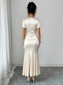 Elenzga Women's Spring/Summer New Elegant Romantic Light French Style Daily/Party/Date Outfit, Pearl Decor, Ruffle Hem, Bodycon Mid-Length V-Neck Solid Color Short Sleeve Pleated Design Dress - Apricot - View 2
