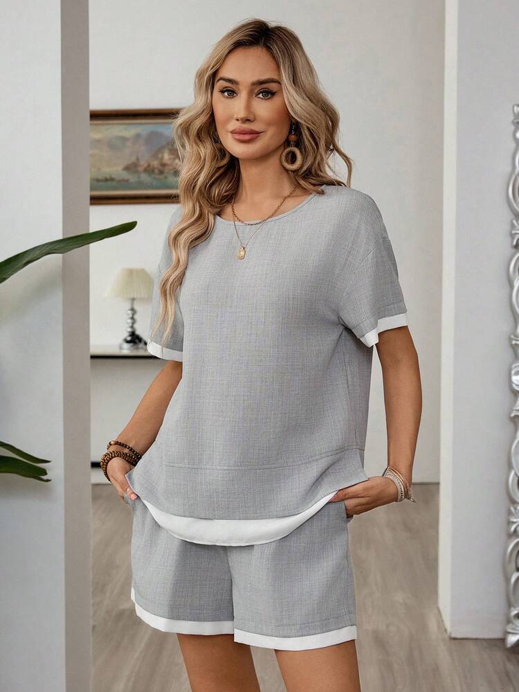 Women's Contrast Color Round Neck Short Sleeve Shirt And Shorts Casual 2 Pieces Set Summer Outfits For Women Casual Sets For Women Work Outfits For Women Office Outfits For Women Two Piece Set Women Summer Two Piece Set 2-Piece Going Out Sets For Women Two-Piece Shorts Set For Women Shorts Set Two Piece Matching Sets For Women Women's Blouse Set Coords For Women Summer Outfit Casual Women Set Two Piece Casual Sets Summer Set For Woman Short Sets For Women