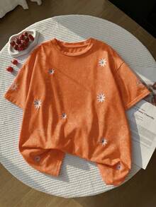 Comfortcana Plus Size Women's Daisy Embroidery Round Neck Short Sleeve Casual T-Shirt, Summer - Orange - View 3