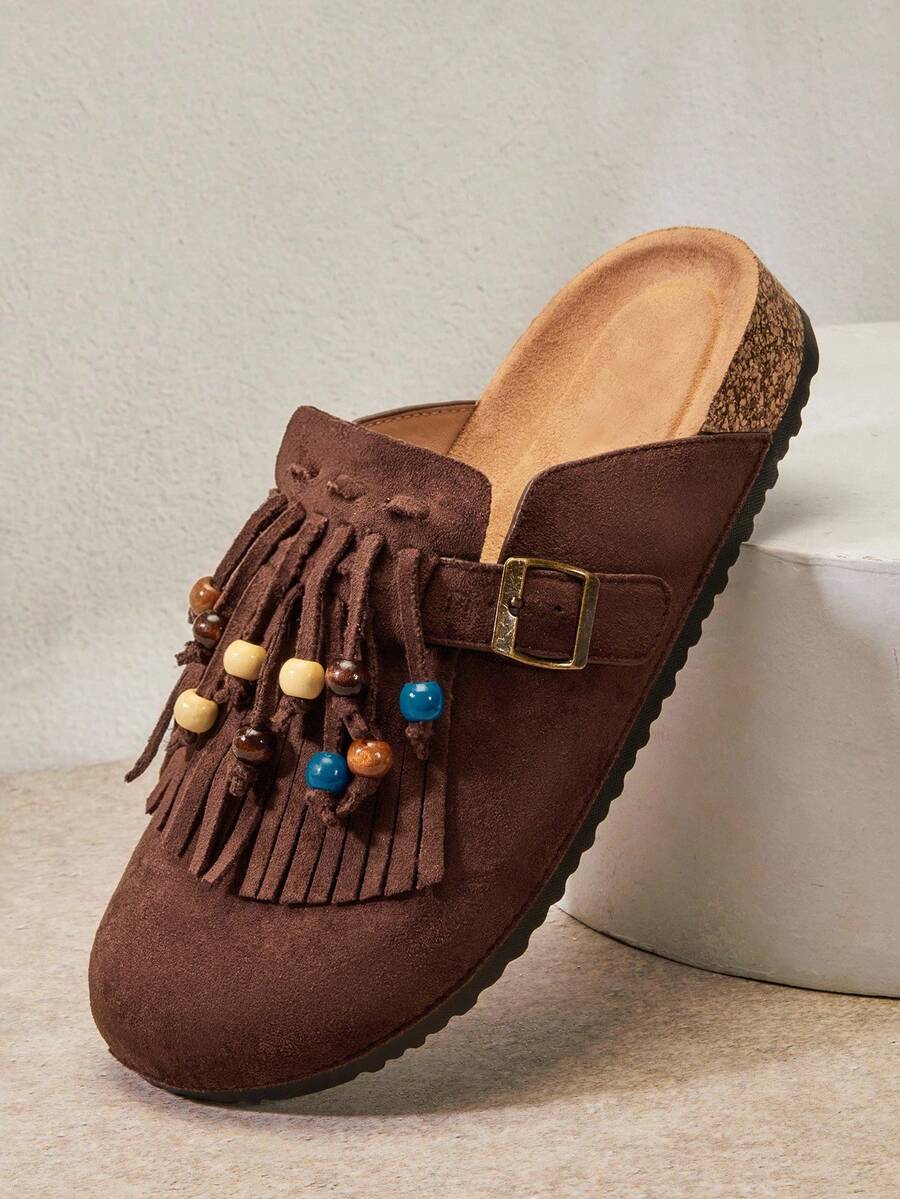 Solezae Zuecos de mujer con flecos de ante marrón y decoración de cuentas de colores - Retro, artístico y elegantemente chic. - Marrón - Ver 1