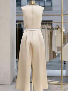 SHEIN Franclia Bộ jumpsuit không tay dáng suông thanh lịch dành cho nữ, chất liệu vải charmeuse, thiết kế cúc ngọc trai giả. - Màu be - Xem 2