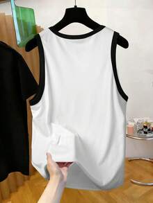 Manfinity Men's Casual Letter & Knight Print Versatile Daily Wear Top - Black and White - View 2