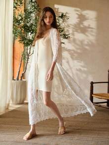 MOTF PREMIUM Bộ 2 món gồm áo choàng thêu và váy ngủ ôm sát bằng vải viscose, thích hợp cho mùa xuân/hè. - trắng - Xem 4