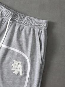 Manfinity Roghcode Pantalones cortos de verano casuales para hombres con cordón en la cintura, diseño rasgado, bordado de letras, bordado de toalla, pantalones cortos versátiles de uso diario de pierna ancha en color gris - Gris - Ver 4