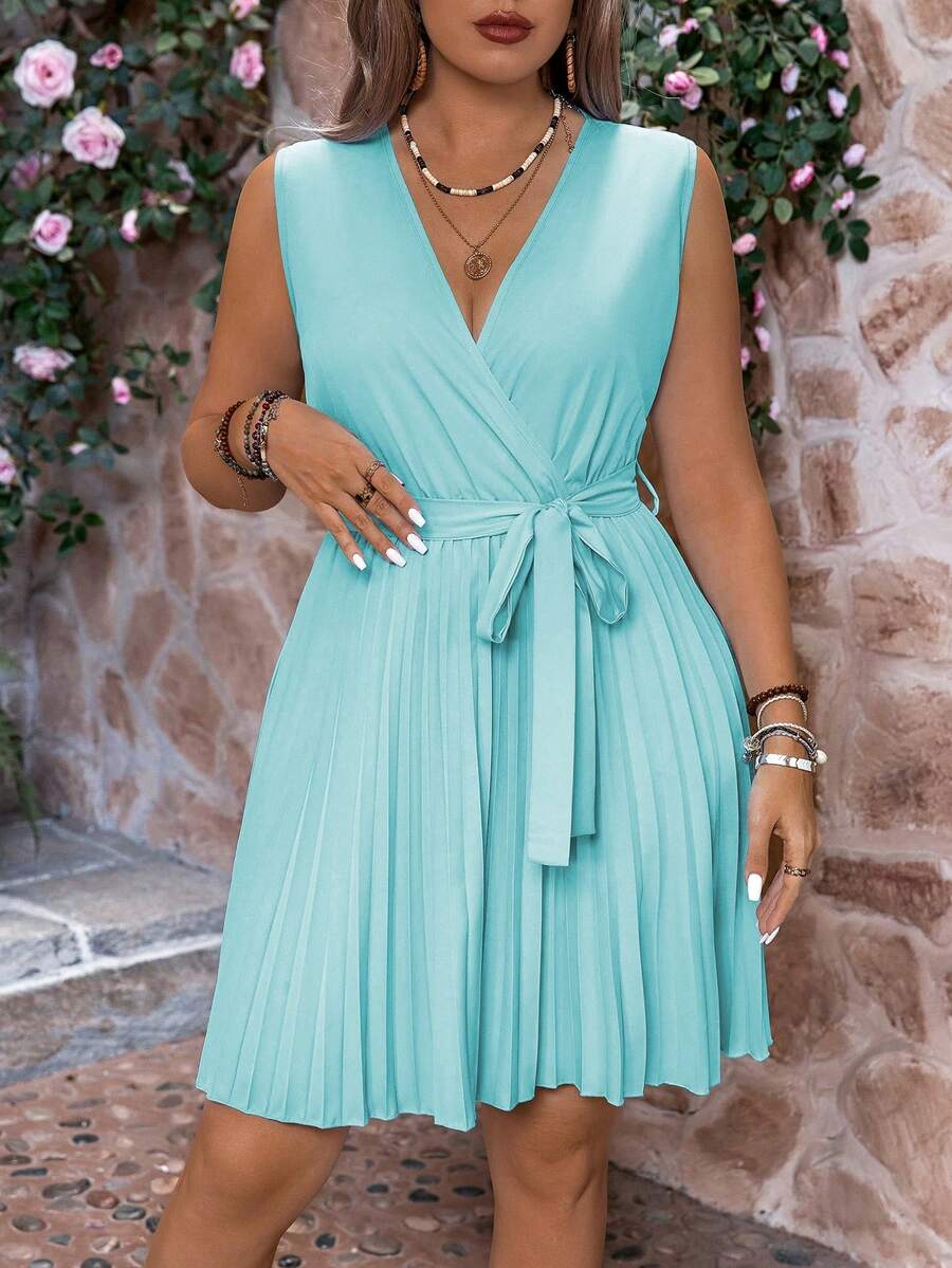 Allurite Gaun Kasual Tanpa Lengan Leher V Silang Warna Polos untuk Wanita Ukuran Plus - Mint Blue - View 1