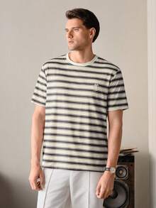 VeloEdit 男士圆领全印花刺绣T恤 - 圆领休闲上衣 - 轻薄T恤，适合所有季节 - 白色 - 查看 5