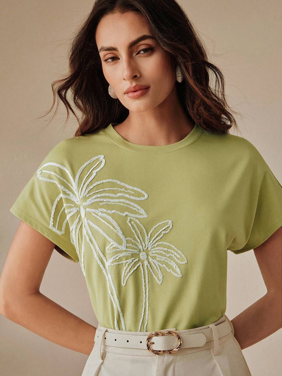 Anewsta Blusa verde de verano para mujer, camiseta de manga corta con patrón bordado y con cuentas de árbol de coco elegante, camiseta casual para mujer, adecuada para atuendos de vacaciones, ropa casual de vacaciones, atuendo de vacaciones de verano - Verde - Ver 1