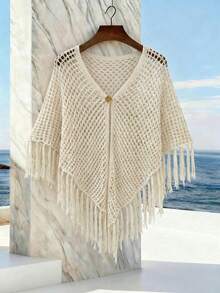 SHEIN Franclia Trang phục mùa hè mới cho nữ, Áo choàng poncho dệt kim màu trắng ngà - Cổ chữ V dáng tam giác, cài một nút, chi tiết tua rua ở gấu áo, nét quyến rũ boho và phong cách biển cả. - Màu be - Xem 4