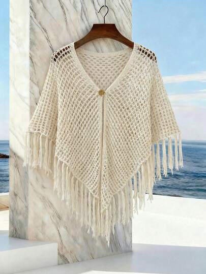 SHEIN Franclia Trang phục mùa hè mới cho nữ, Áo choàng poncho dệt kim màu trắng ngà - Cổ chữ V dáng tam giác, cài một nút, chi tiết tua rua ở gấu áo, nét quyến rũ boho và phong cách biển cả.