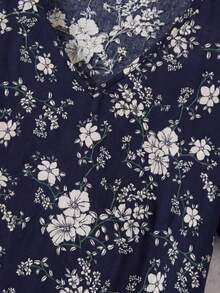 EMERY ROSE Áo cổ chữ V in hoa, áo tay ngắn - Xanh và trắng - Xem 4