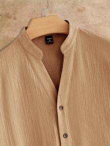 HIMLAND Áo sơ mi nam dáng rộng, màu trơn, cài nửa khuy. - Màu Khaki - Xem 3